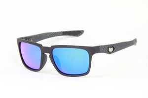 OUTLAW GRAPHITE BLACK SPEAR MATTE CARBON FIBER PRINT BLUE POLARIZED (2024)