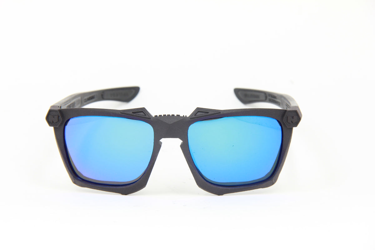 OUTLAW II GRAPHITE BLACK SPEAR INDUSTRIAL BLACK BLUE POLARIZED (2024)
