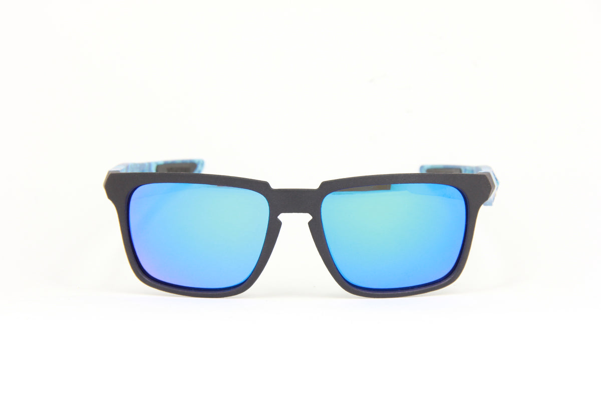 OUTLAW GRAPHITE BLACK SPEAR DIGITAL CAMO BLUE BLUE POLARIZED