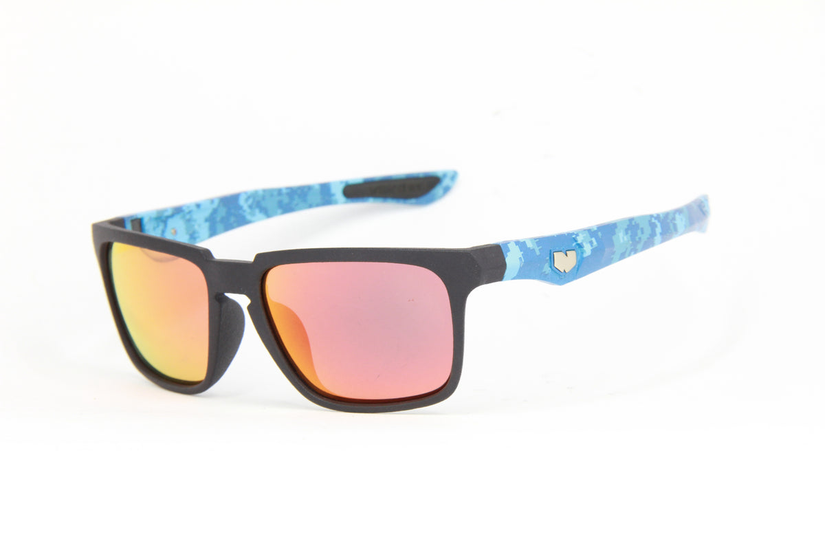 OUTLAW GRAPHITE BLACK SPEAR DIGITAL CAMO BLUE RUBY FIRE POLARIZED